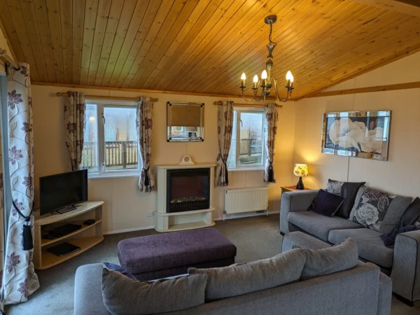 Woodside Lodge - Image 4