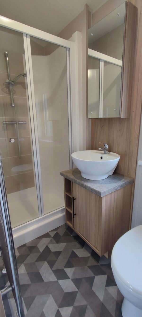 New Willerby Waverley (42' x 14') - Image 6