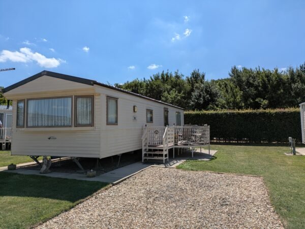 2011 Willerby Rio Gold (37' x 12')
