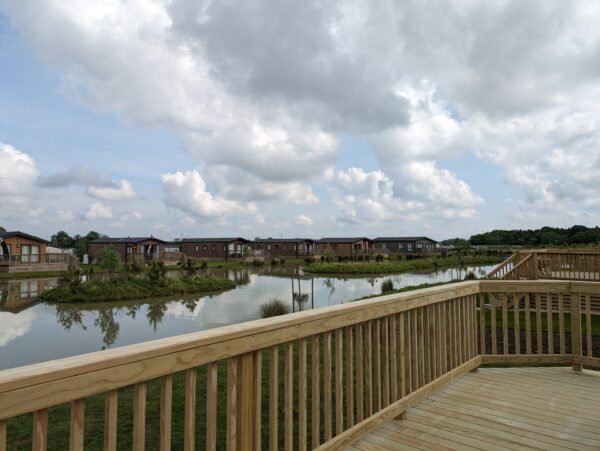 New Willerby Clearwater (40' x 20') - Image 12