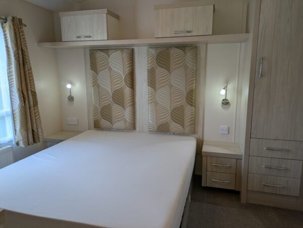2012 Willerby Granada (38' x 12') - Image 5