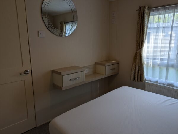 2012 Willerby Granada (38' x 12') - Image 7