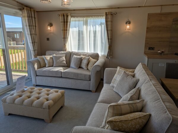 New ABI Pinewood (40' x 14') - Image 3