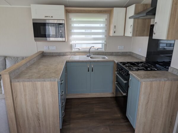 2021 Willerby Sierra (38' x 12') - Image 5