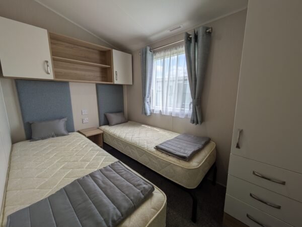 2021 Willerby Sierra (38' x 12') - Image 9
