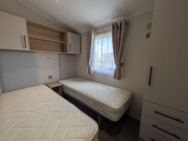 2021 Willerby Manor (38' x 12') - Image 11