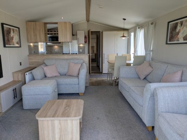 2021 Willerby Manor (38' x 12') - Image 3