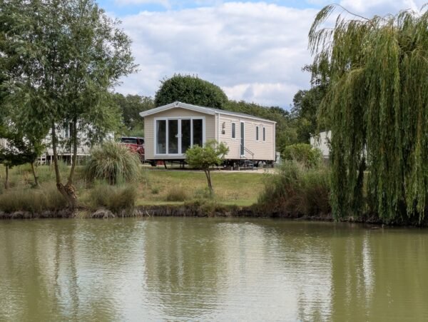 New Willerby Linwood (35' x 12')