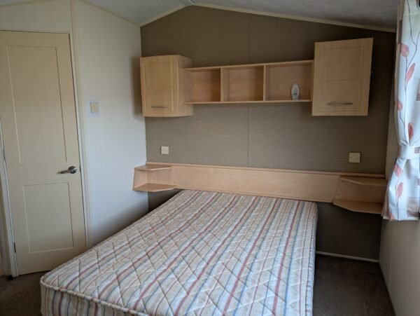 2011 Willerby Rio Gold (37' x 12') - Image 6