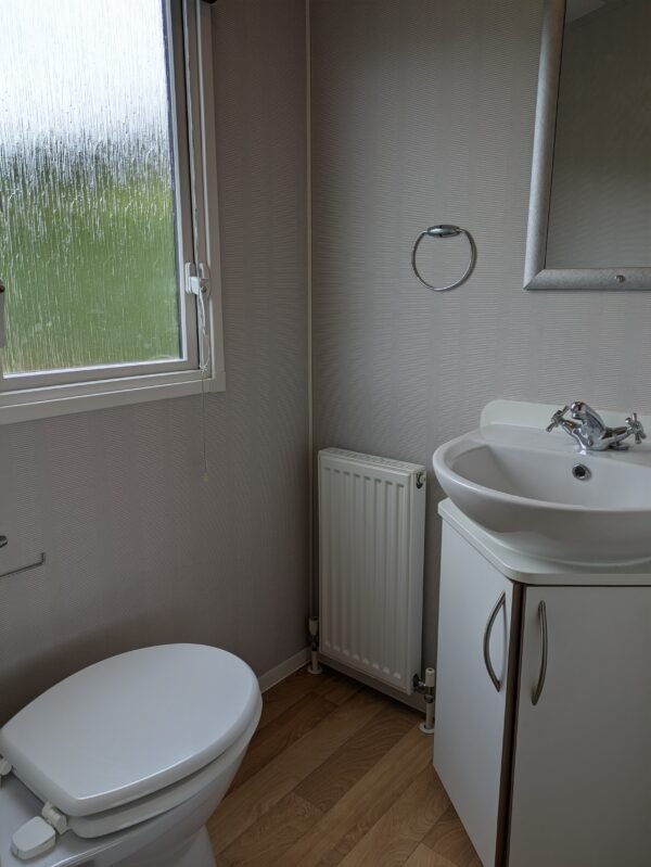 2011 Willerby Rio Gold (37' x 12') - Image 8