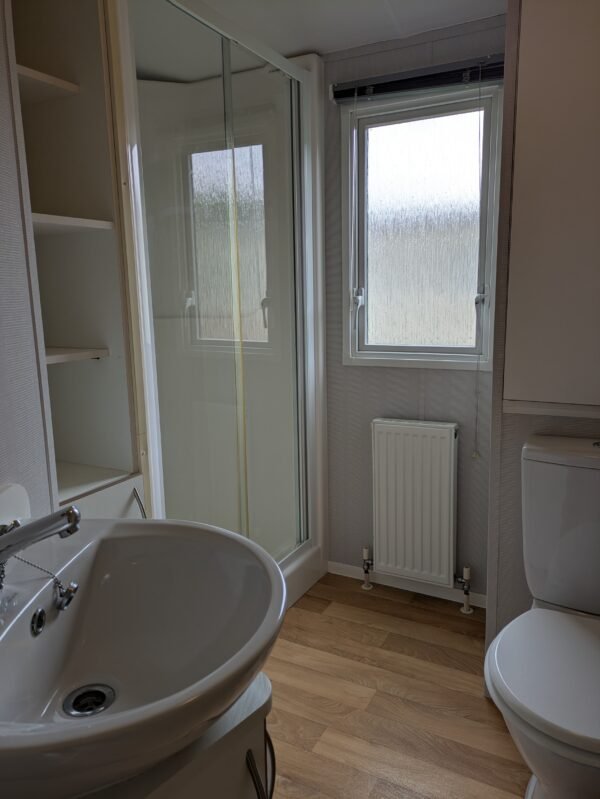 2011 Willerby Rio Gold (37' x 12') - Image 10