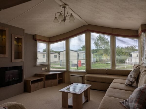 2011 Willerby Granada (38' x 12') - Image 3
