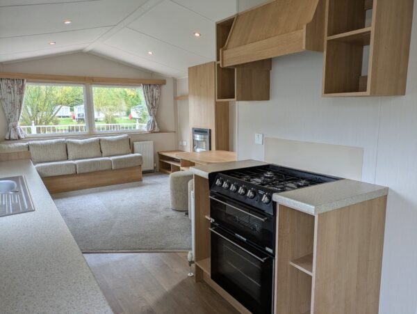 2014 Willerby Vacation (35′ x 12′) - Image 5