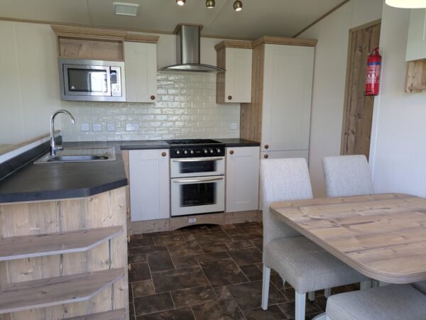 2017 ABI Elan (38' x 12') - Image 7