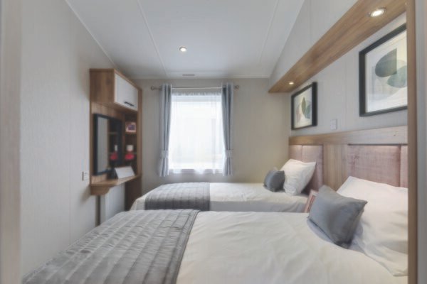 New Willerby Waverley (42' x 14') - Image 7