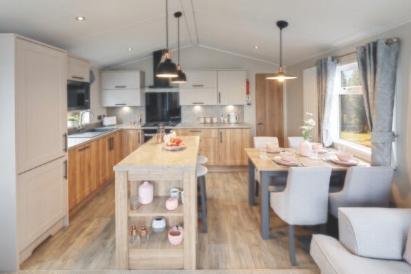 New Willerby Waverley (42' x 14') - Image 4
