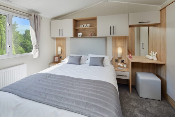 New Willerby Manor (38' x 12') - Image 6