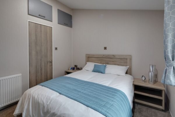New Willerby Clearwater (40' x 20') - Image 6